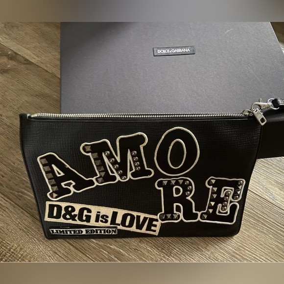 DOLCE & GABBANA black AMORE pouch wallet 8”x12” - Picture 1 of 13